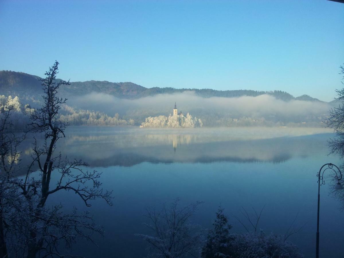 Pletna Lake View Apartment Bled Exterior foto